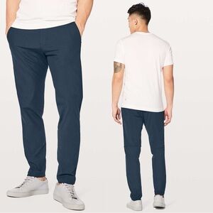 Lululemon Commission Pant‎ Slim *Warpstreme 28” True Navy Size Waist 28